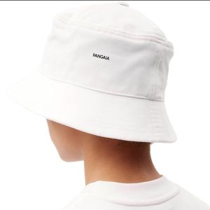 Pangaia Bucket hat white